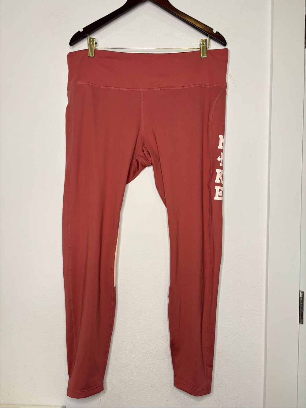NIKE NWT BRICK RED MID RISE CROPPED ATHLETIC LEGGINGS SZ XXL